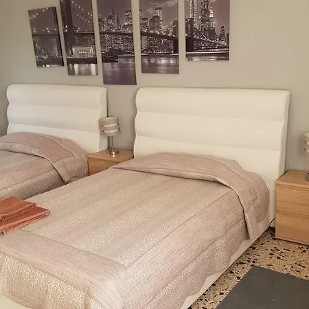 Sul Mare A Chia * ドームス・デ・マリーア