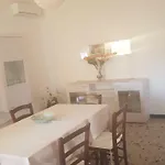 Sul Mare A Chia Вилла